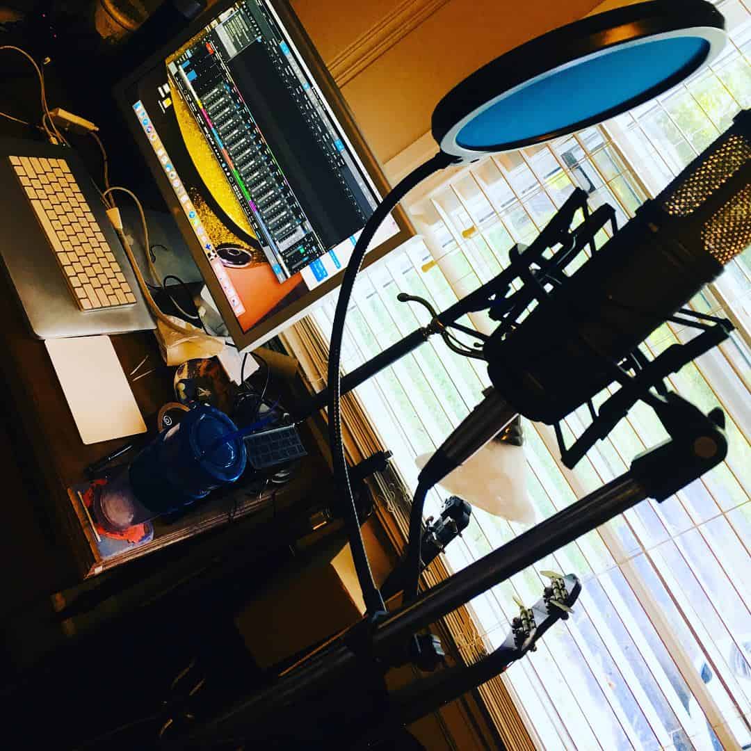 Vocals through the KEL HM-7U at Spatula Ranch Studios